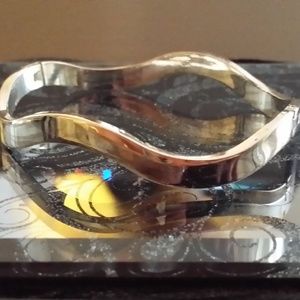.925 Solid Sterling Silver Wave Bracelet 29 g